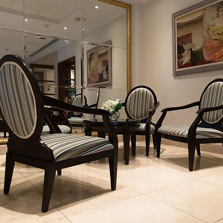 Curium Palace Hotel Limassol Exterior foto