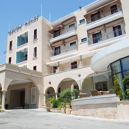 Curium Palace Hotel Limassol Exterior foto