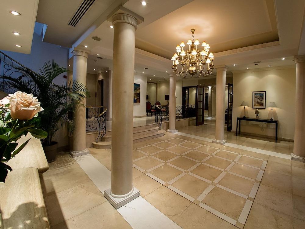 Curium Palace Hotel Limassol Exterior foto