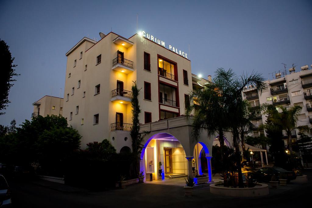 Curium Palace Hotel Limassol Exterior foto
